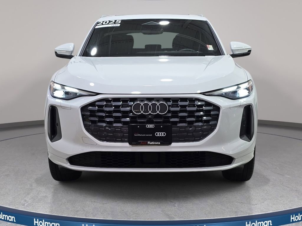 Certified 2025 Audi Q5 Premium w/ Convenience Package image 2
