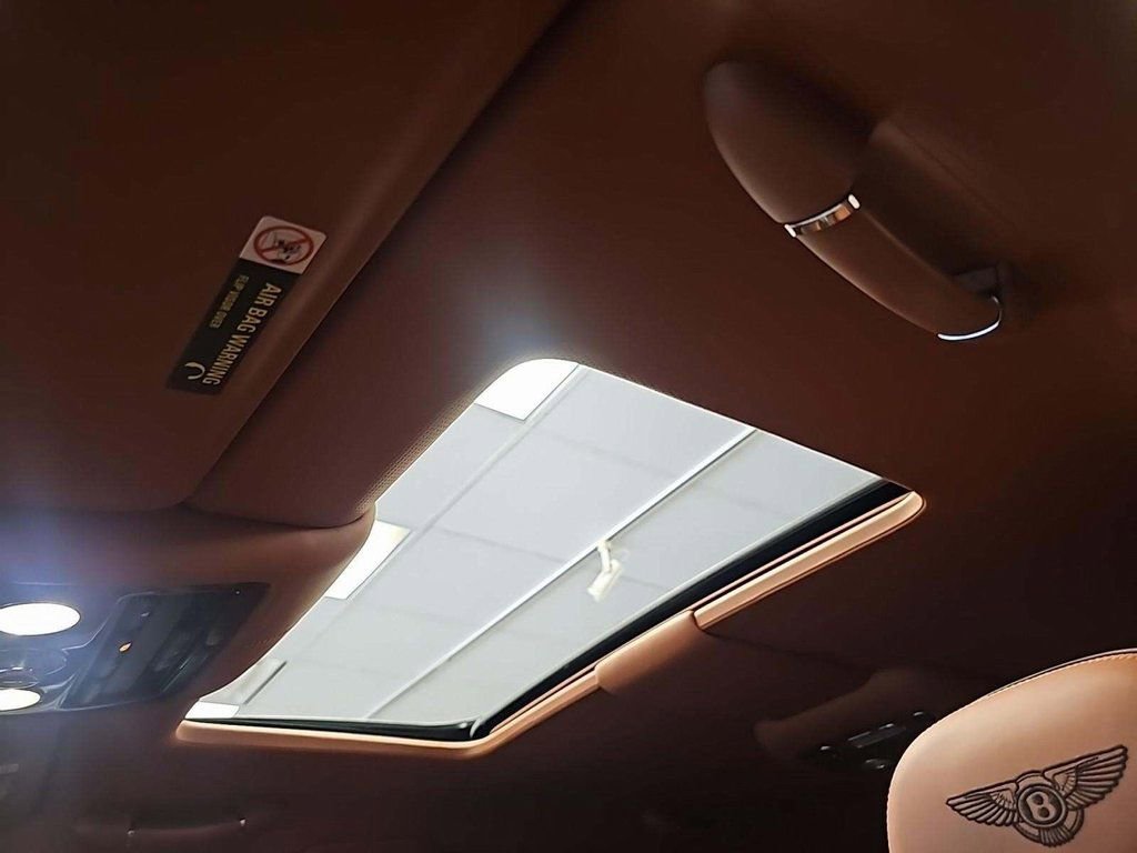 Used 2014 Bentley Flying Spur W12 image 10