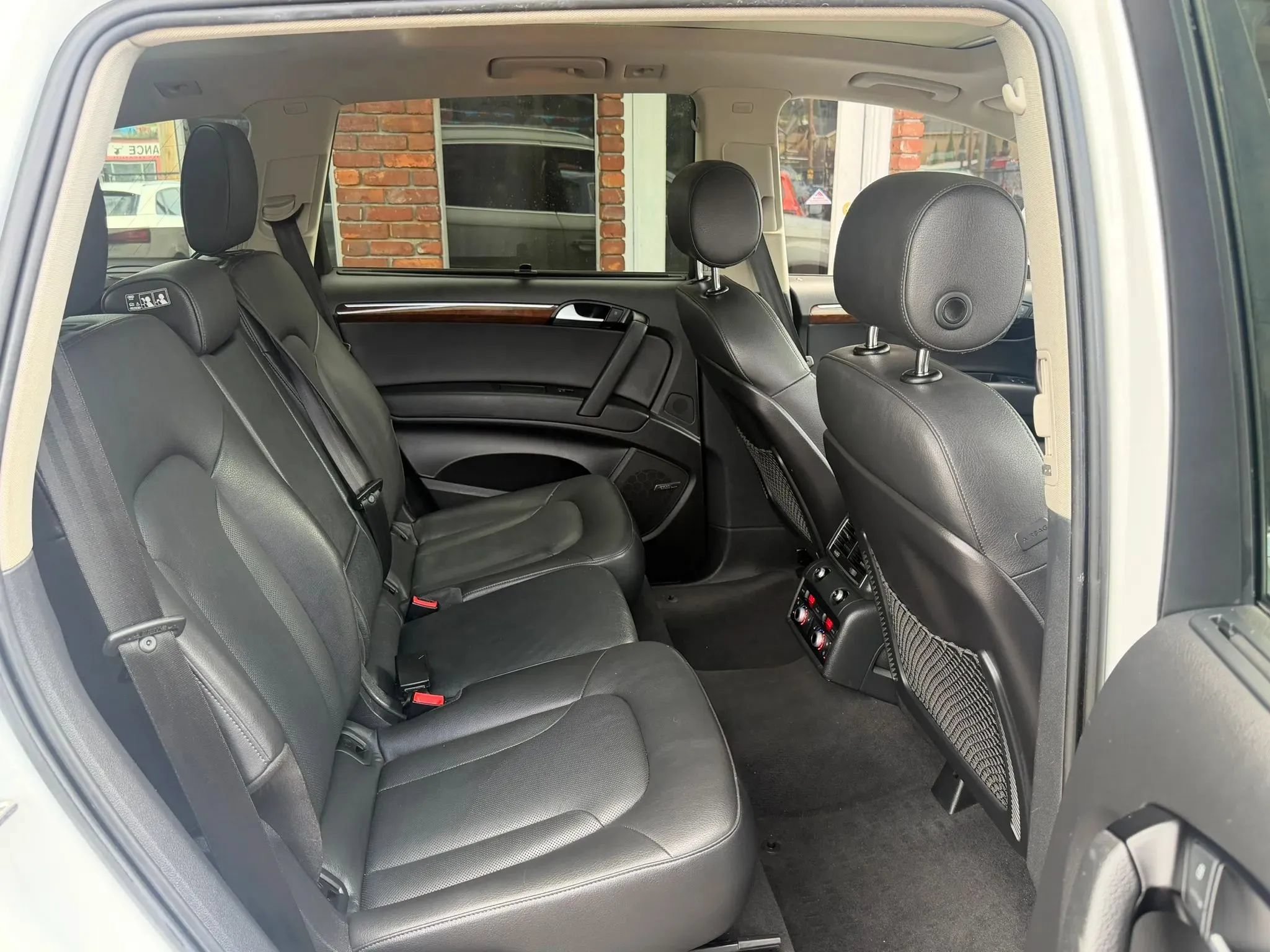 Used 2014 Audi Q7 3.0T S line Prestige w/ Towing Package AWD/4WD image 23