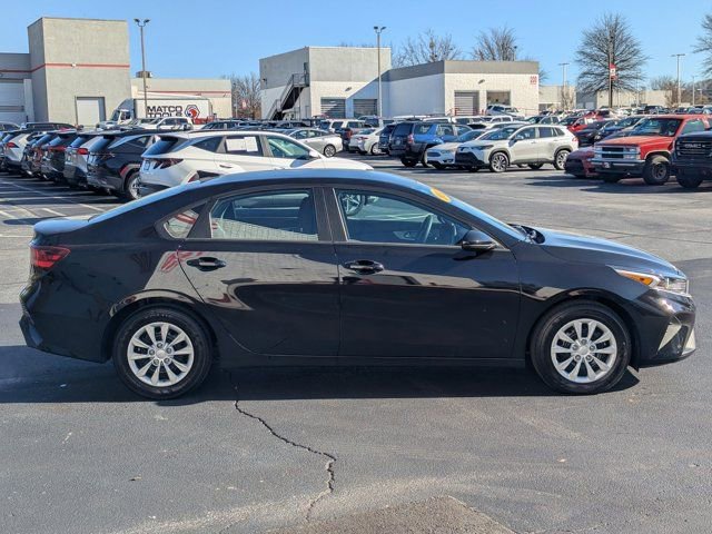 Used 2024 Kia Forte LX image 8