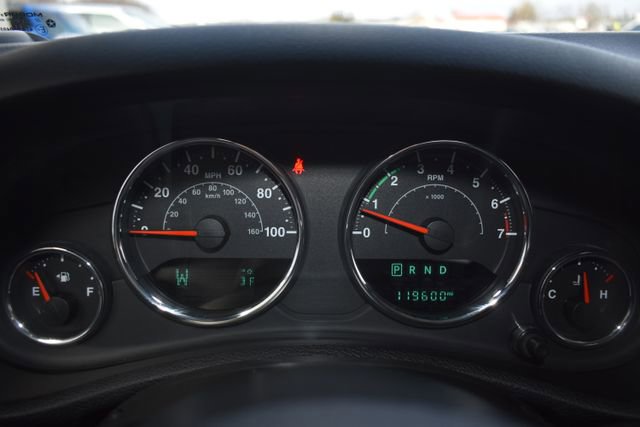 Used 2015 Jeep Wrangler Unlimited Willys image 15