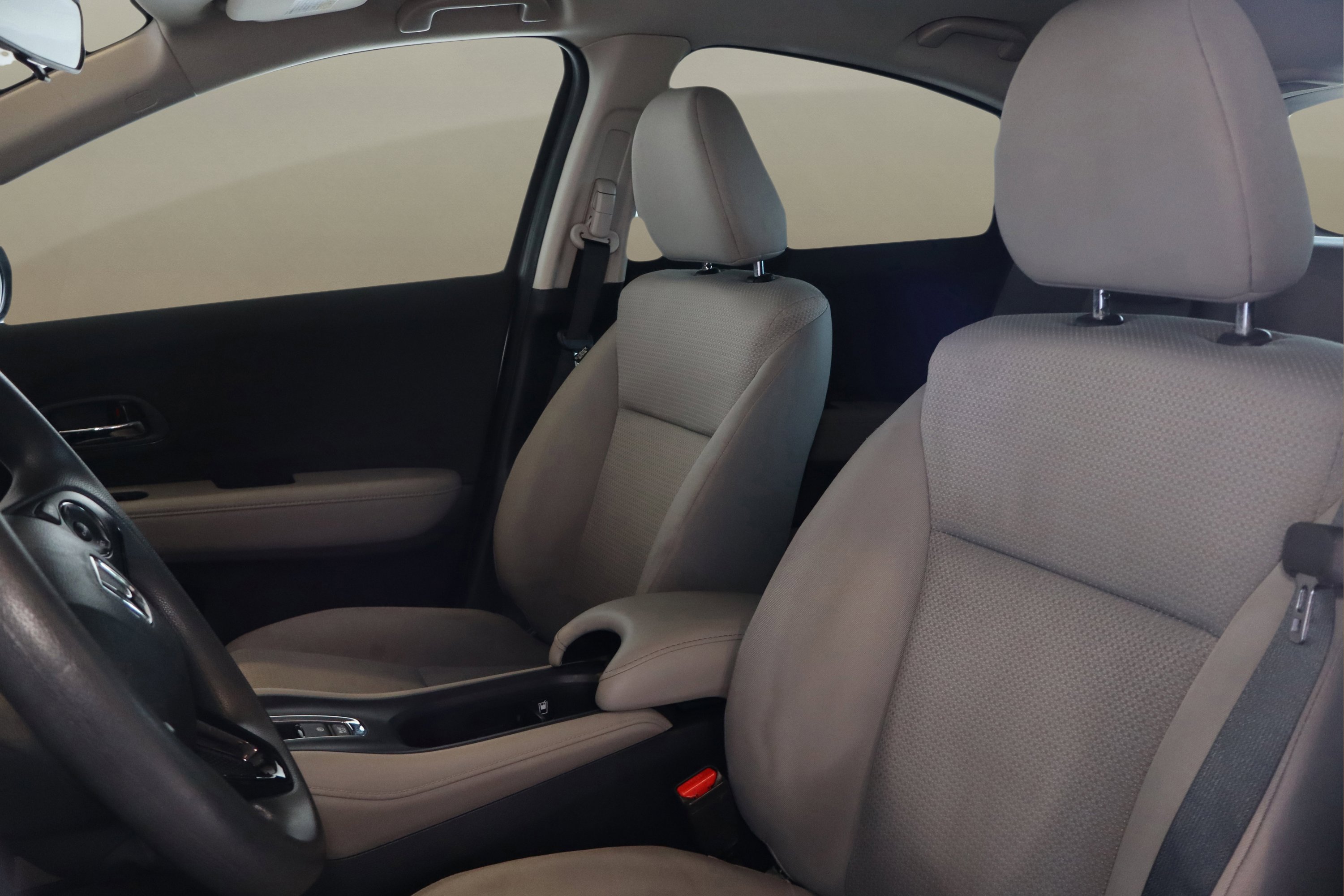 Used 2022 Honda HR-V LX image 12