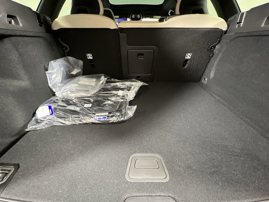 New 2026 Volvo XC60 B5 Core image 20