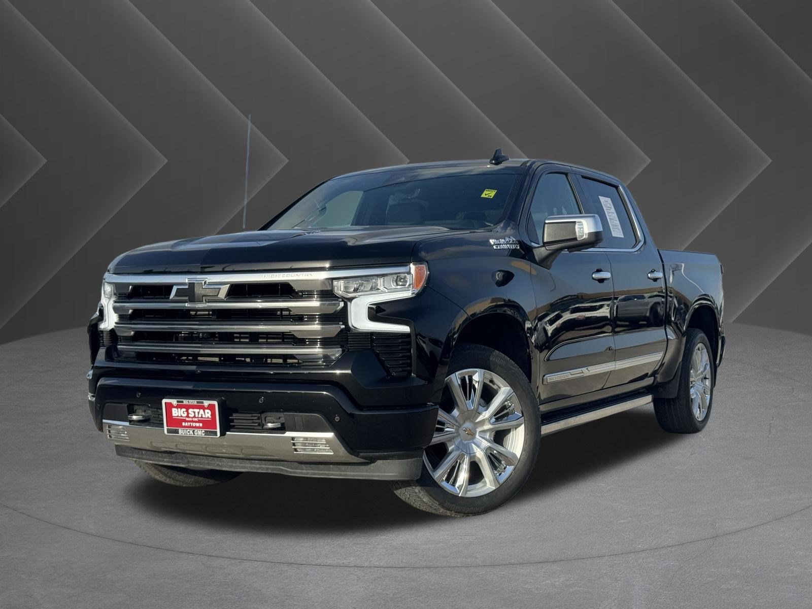 Used 2025 Chevrolet Silverado 1500 High Country w/ High Country Premium Package AWD/4WD image 2