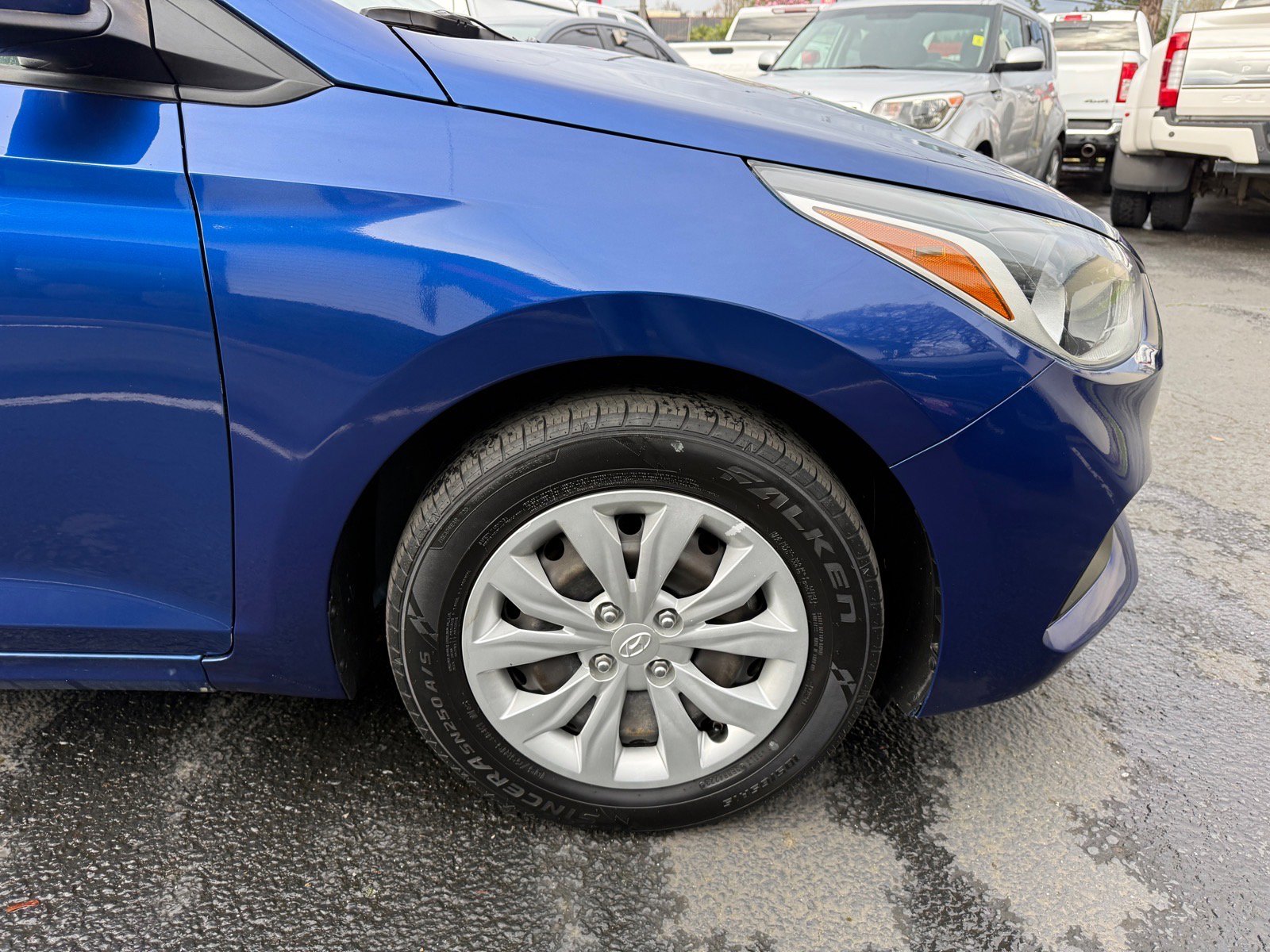 Used 2021 Hyundai Accent SE FWD image 8