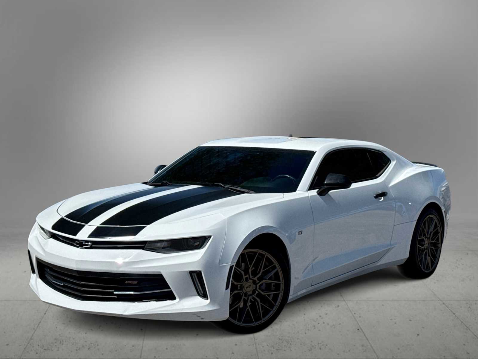 Used 2016 Chevrolet Camaro LT w/ RS Package RWD video 1