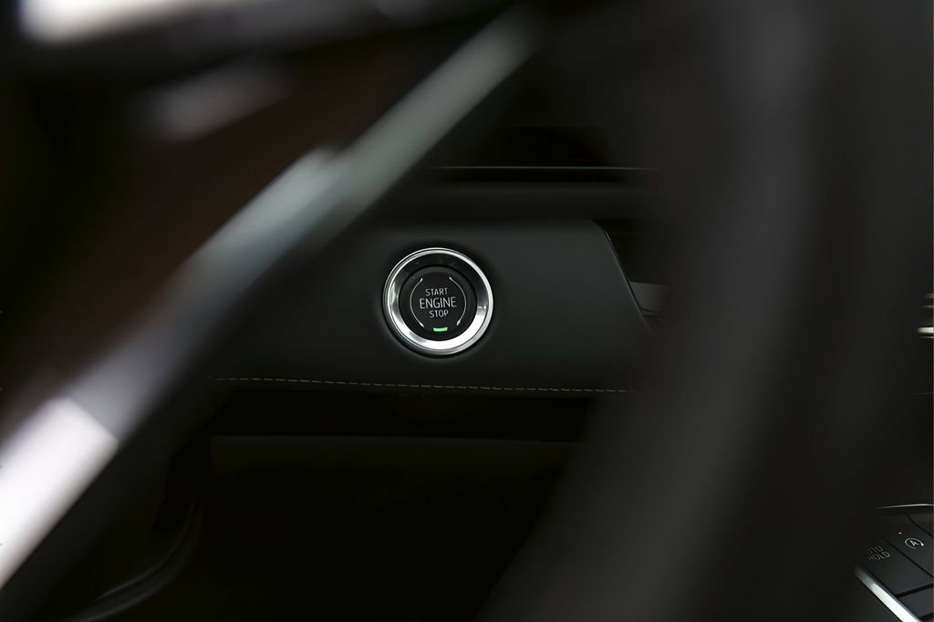 Certified 2023 Cadillac Escalade Premium Luxury Platinum RWD image 16