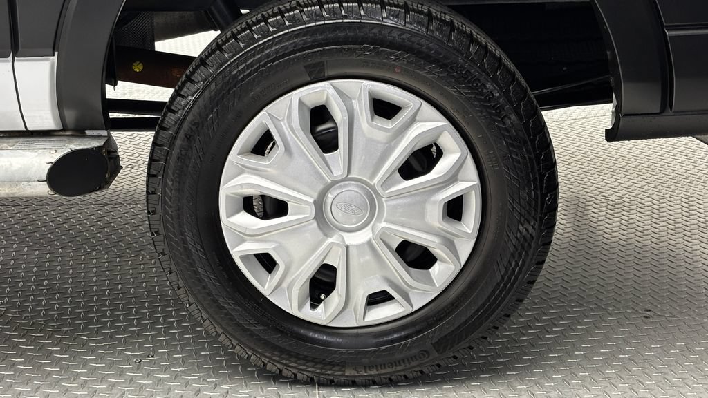Used 2025 Ford Transit 250 Low Roof w/ Exterior Upgrade Package RWD image 6