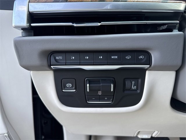 Certified 2025 Cadillac Escalade Premium Luxury Platinum w/ LPO, Floor Liner Package image 11