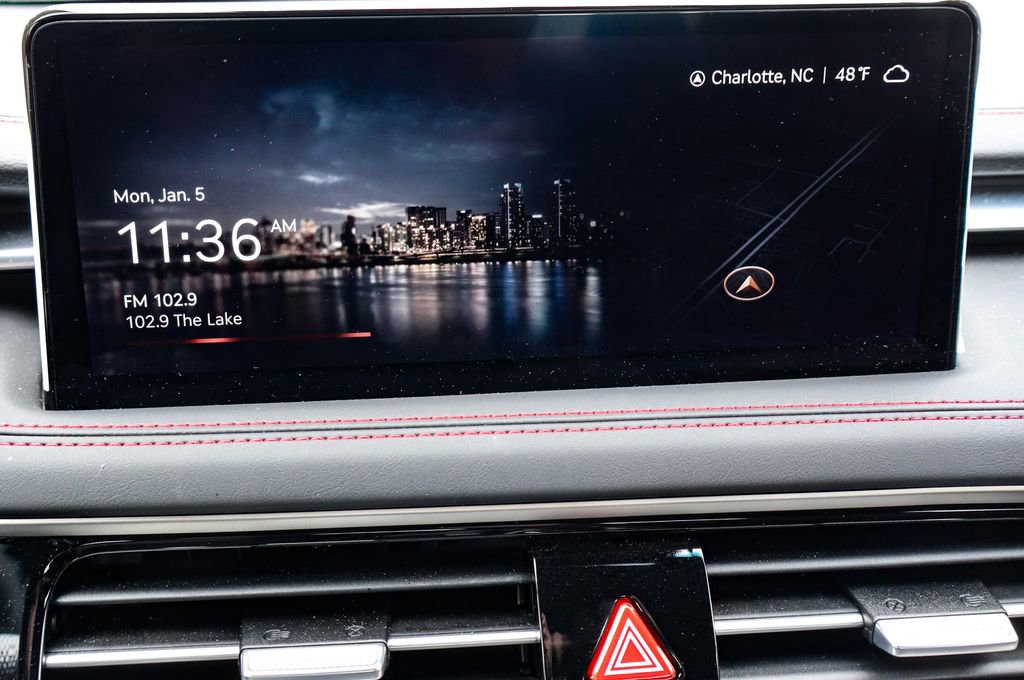 Used 2025 Genesis G70 2.5T w/ Sport Prestige Package image 33