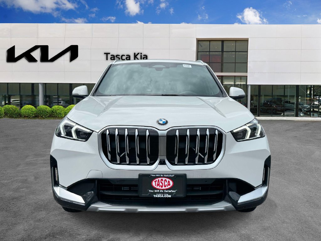 Used 2025 BMW X1 xDrive28i w/ Technology Package AWD/4WD image 2