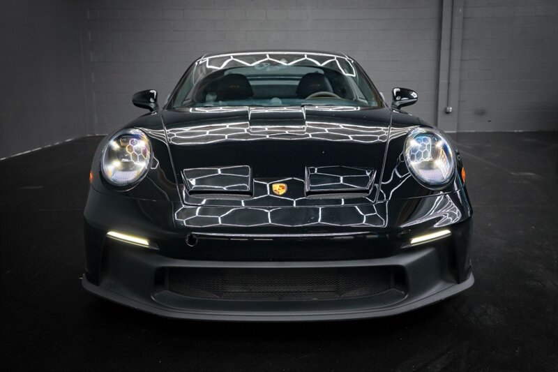 Used 2022 Porsche 911 GT3 RWD image 3