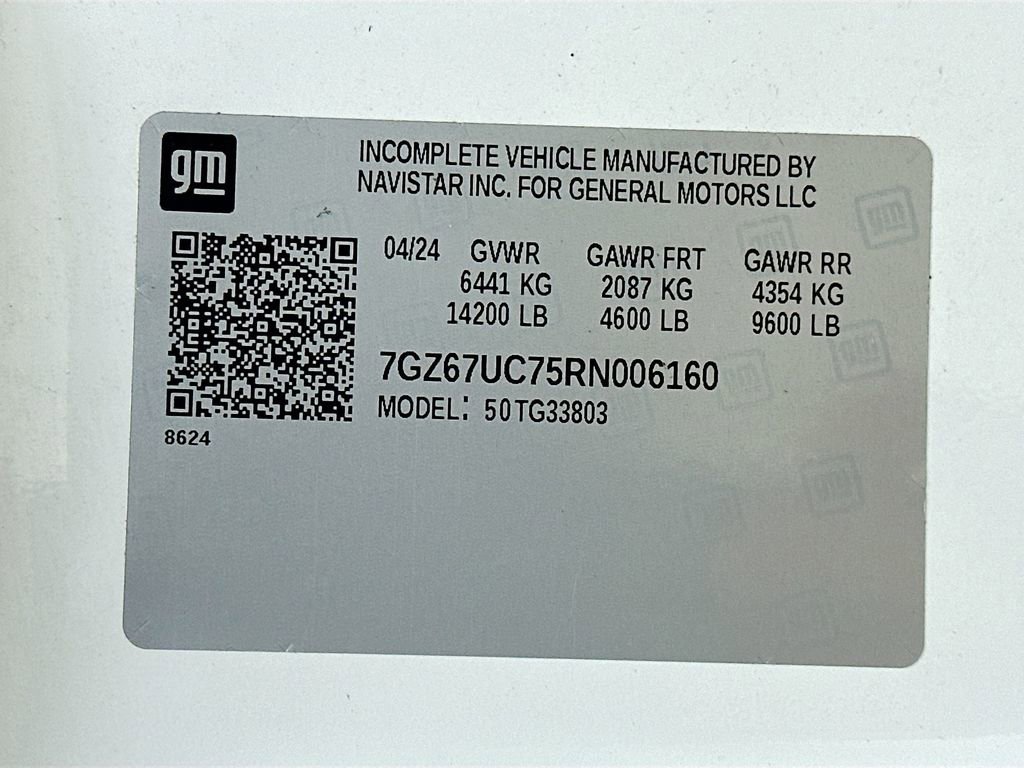 Used 2024 GMC Savana 4500 w/ Power Convenience Package image 35