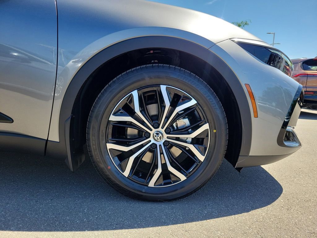 New 2026 Toyota Crown XLE image 6