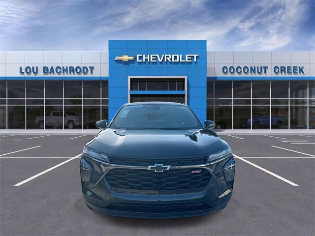 Certified 2024 Chevrolet Trax RS w/ Driver Confidence Package image 3