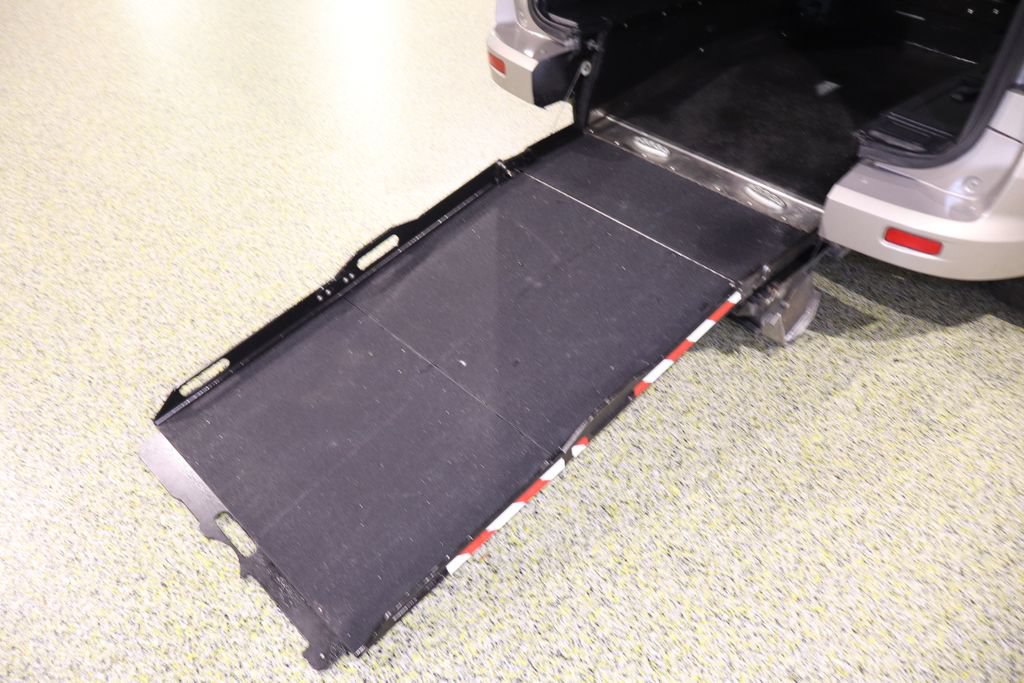 Used 2015 Ford Transit Connect XLT FWD image 34