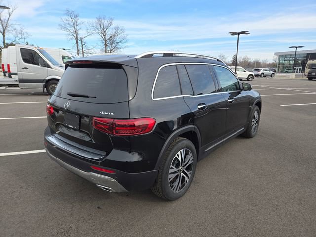 New 2026 Mercedes-Benz GLB 250 4MATIC image 3