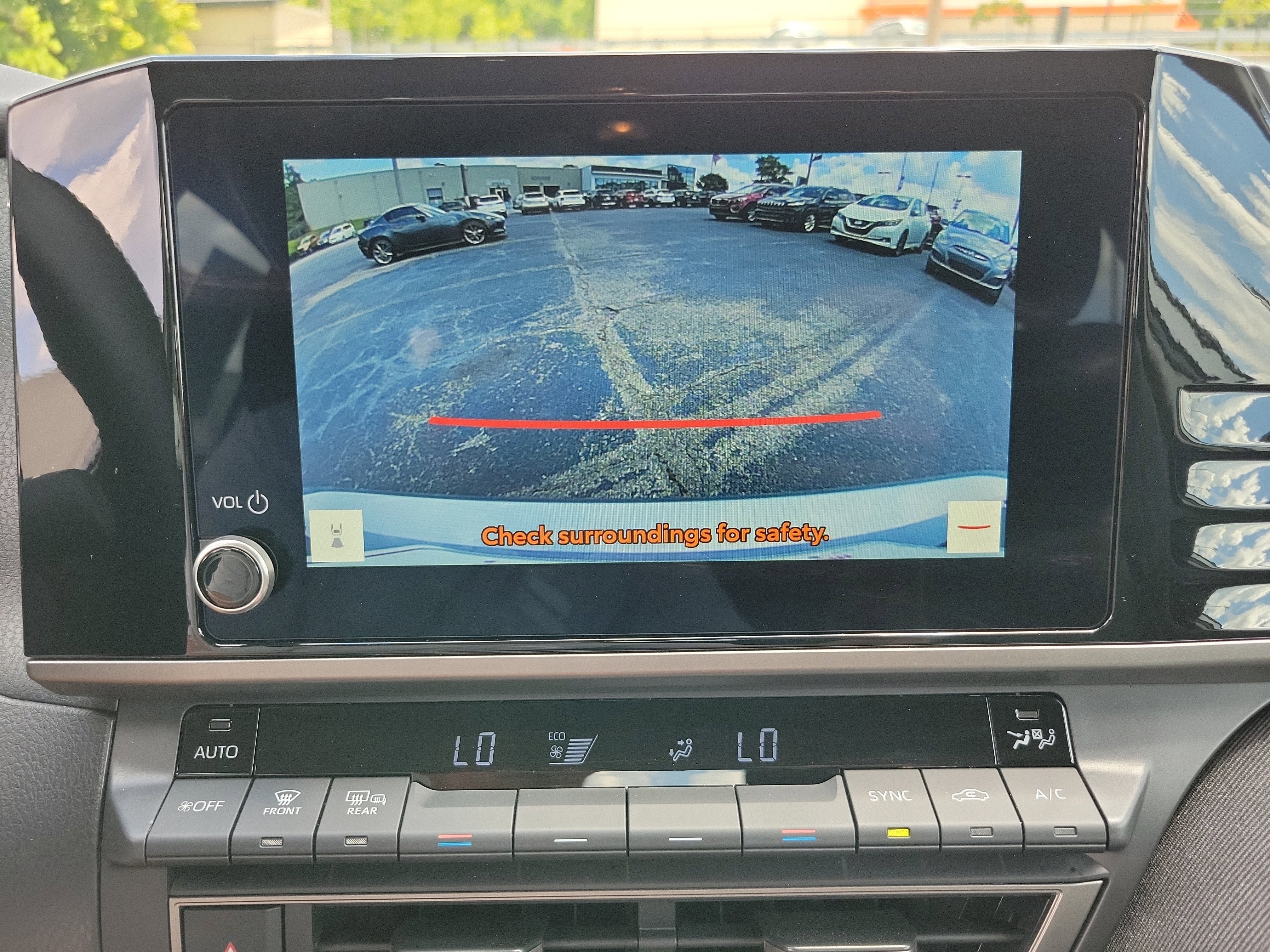 Used 2025 Toyota Camry LE image 14