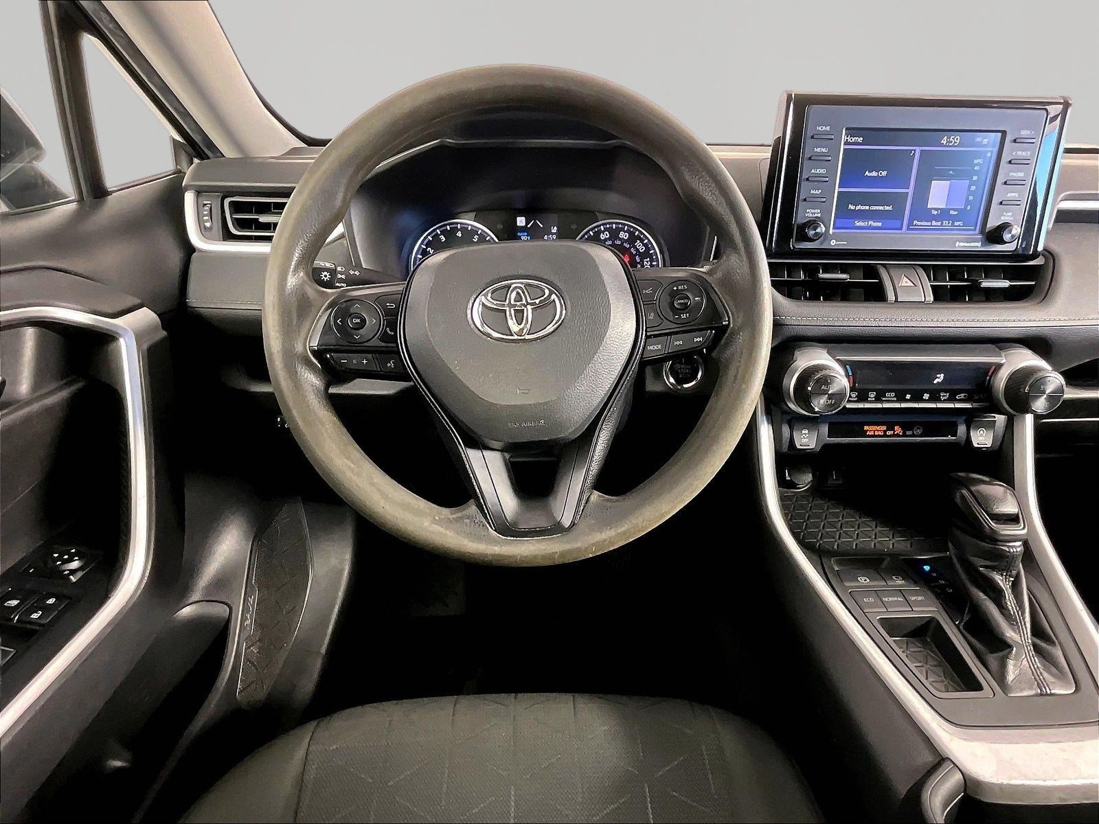 Used 2022 Toyota RAV4 XLE FWD image 8