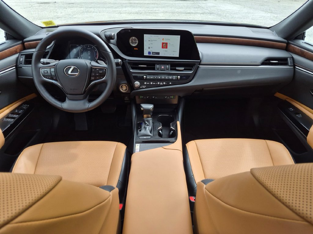Used 2024 Lexus ES 350 w/ Premium Package FWD image 23