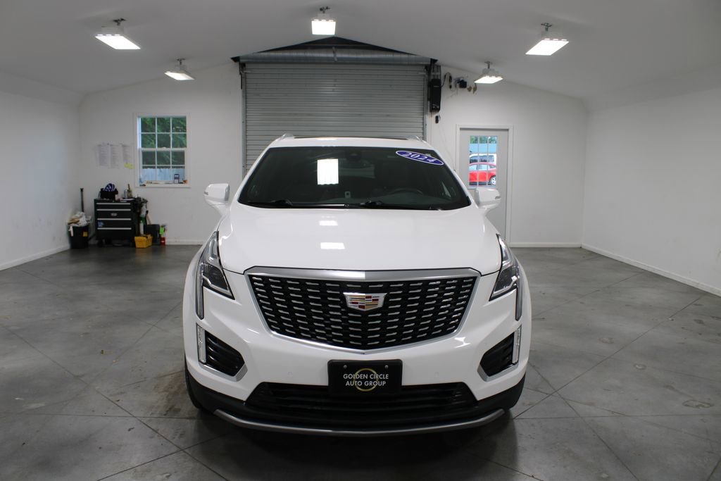 Used 2024 Cadillac XT5 Premium Luxury FWD image 3