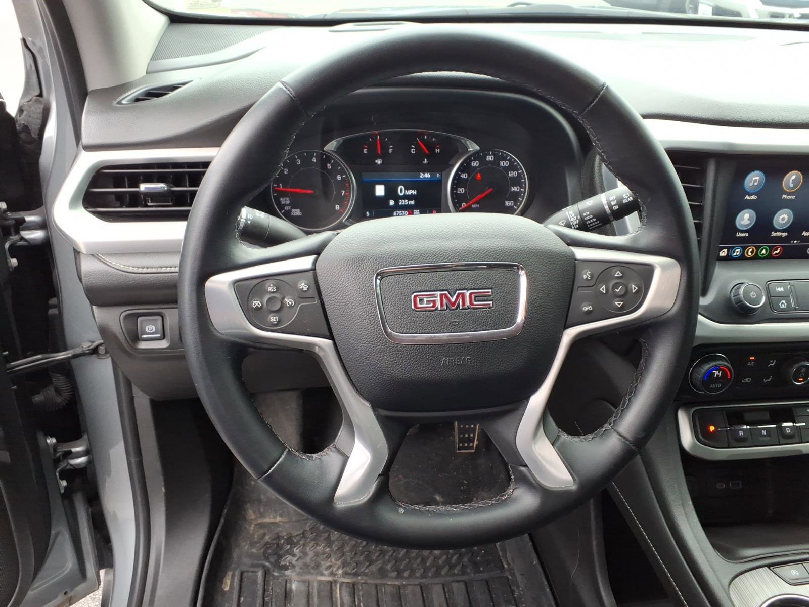 Used 2023 GMC Acadia SLT AWD/4WD image 7