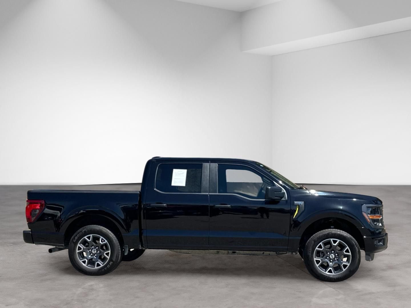 Used 2024 Ford F150 STX RWD image 8