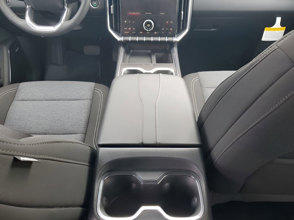 New 2026 GMC Acadia Elevation image 22