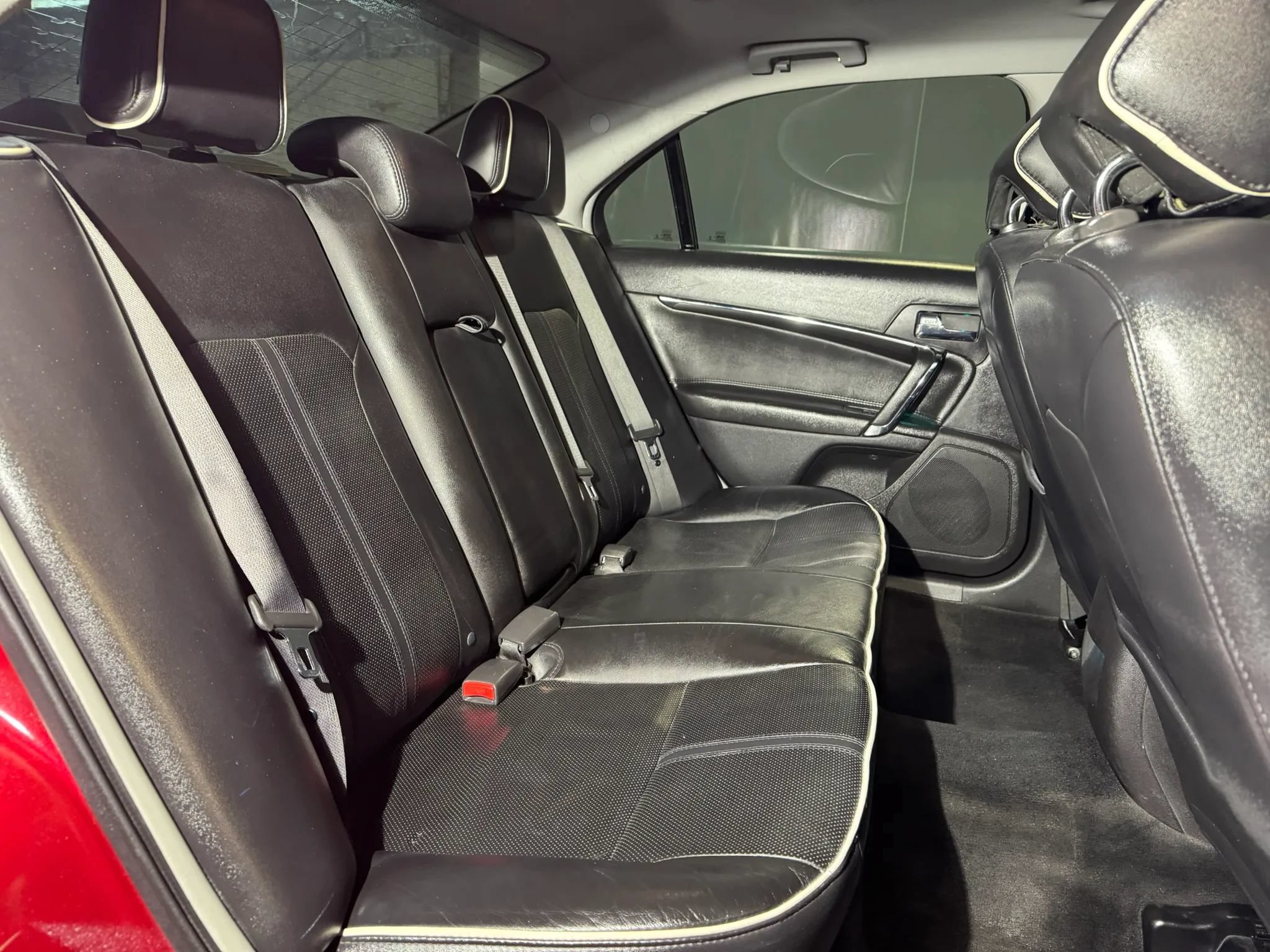 Used 2012 Lincoln MKZ AWD image 31