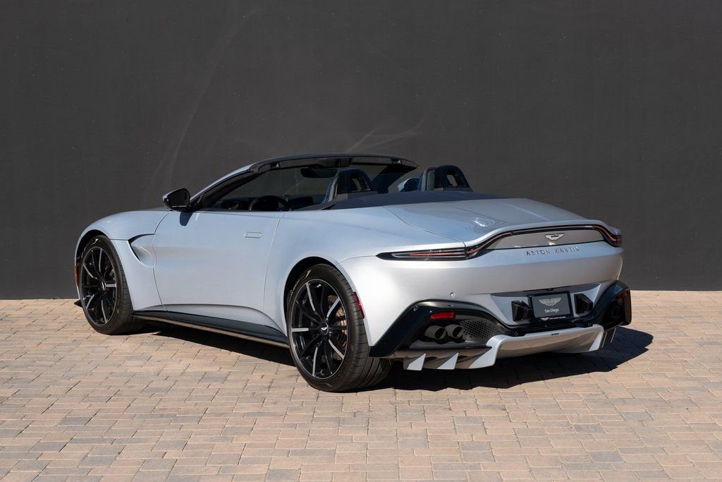 Used 2023 Aston Martin V8 Vantage Roadster RWD image 6