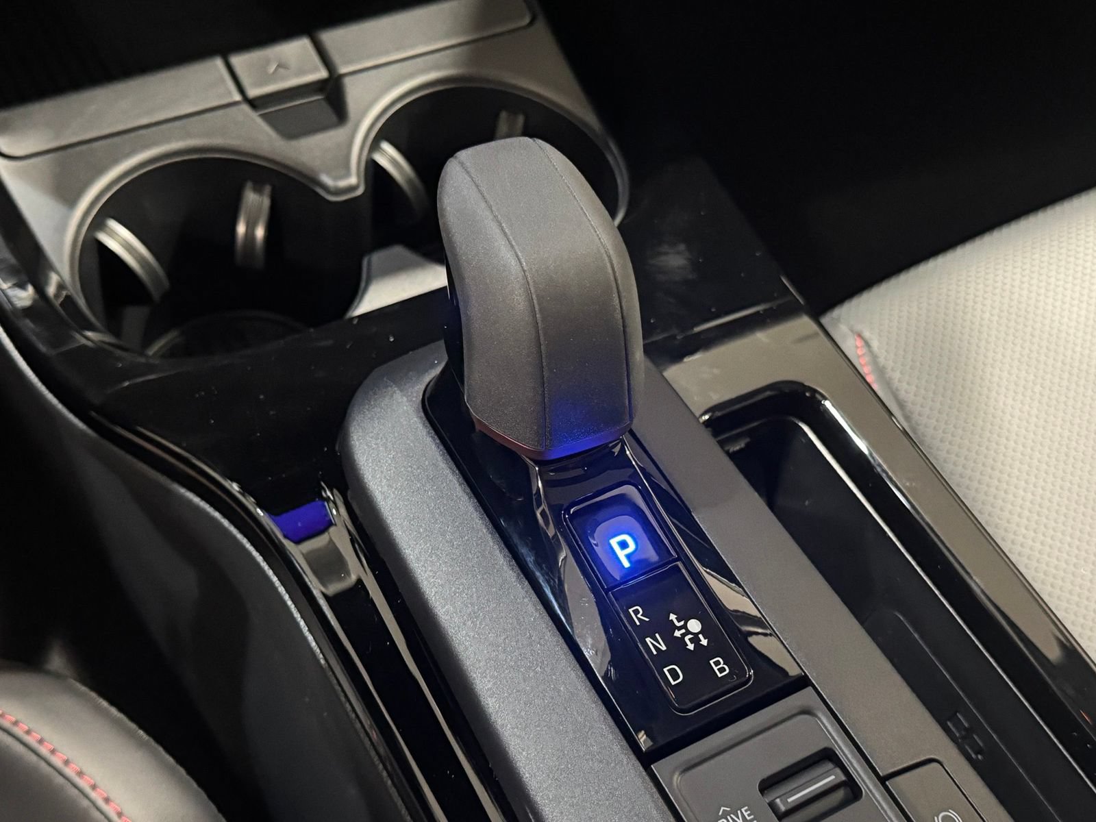 New 2026 Toyota Prius Plug-In Hybrid FWD image 23