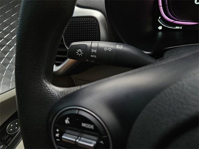 Certified 2023 Kia Soul LX w/ LX Technology Package image 28