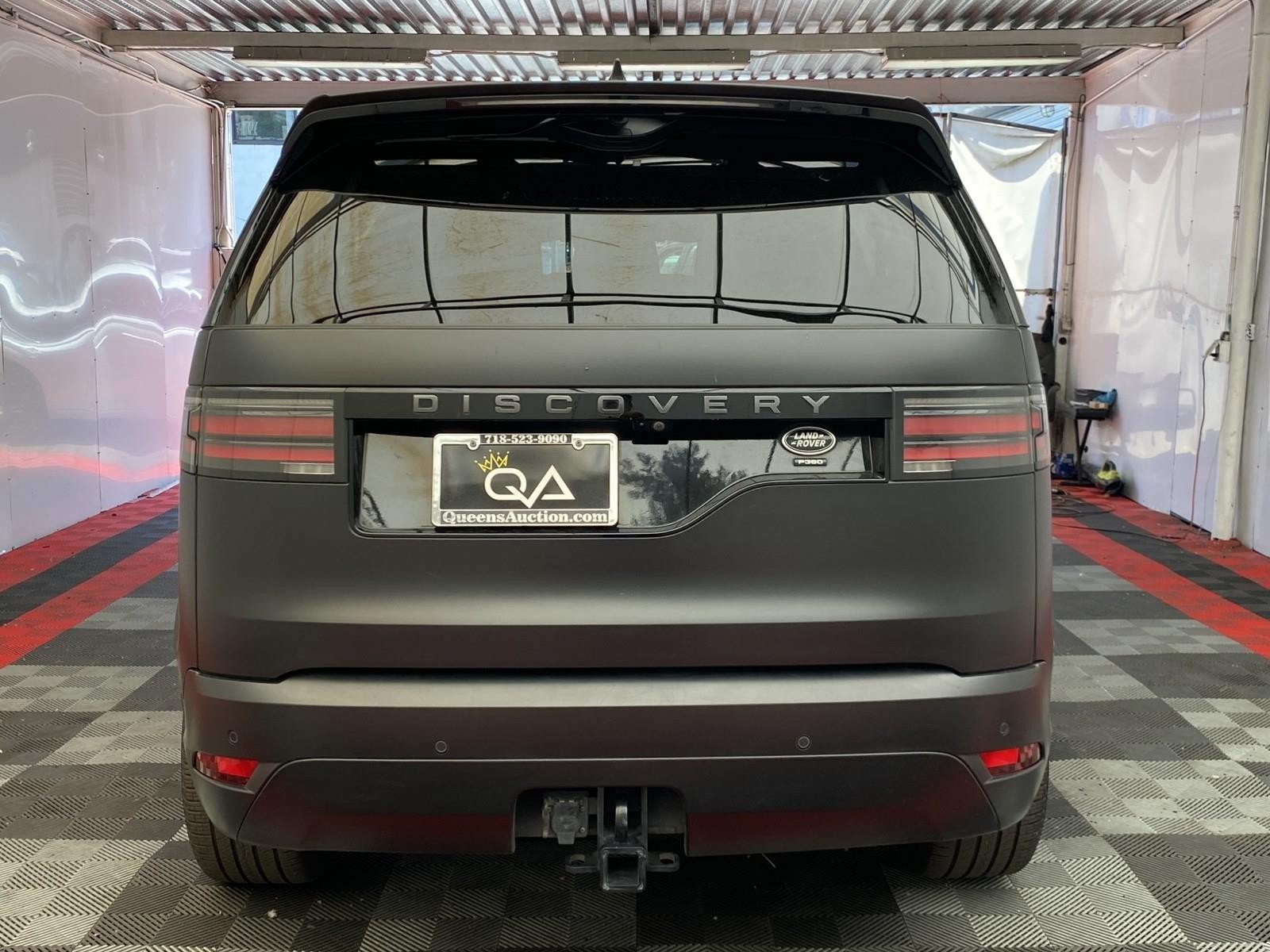 Used 2021 Land Rover Discovery HSE R-Dynamic AWD/4WD image 5
