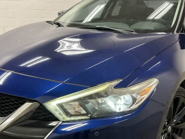 Used 2017 Nissan Maxima SR w/ Midnight Edition FWD image 32