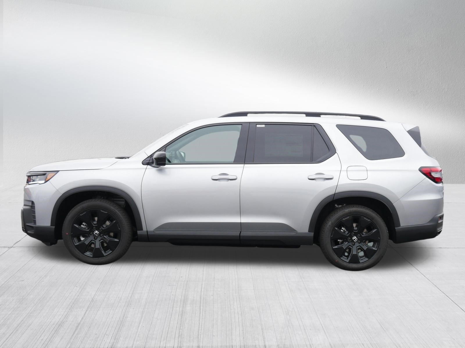 New 2026 Honda Pilot Black Edition image 4