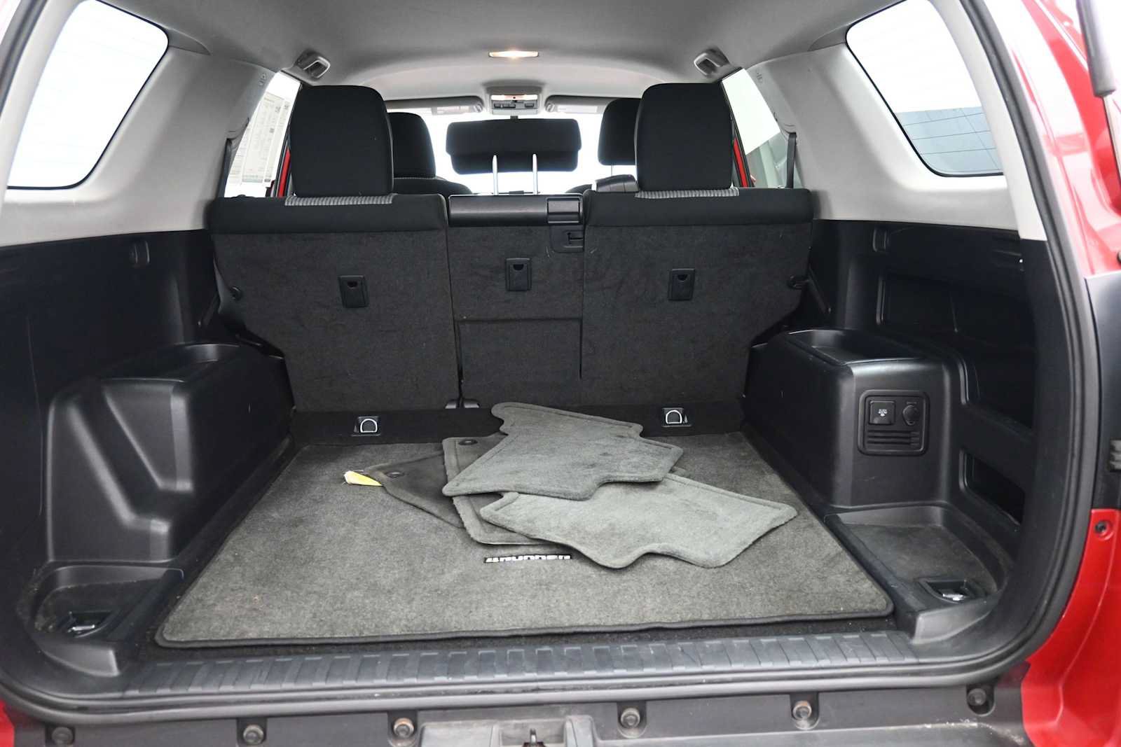Used 2016 Toyota 4Runner SR5 AWD/4WD image 21