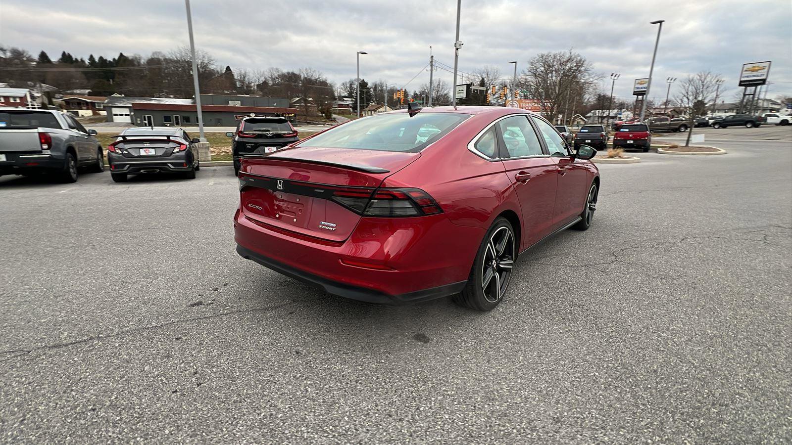 Used 2023 Honda Accord Sport image 4