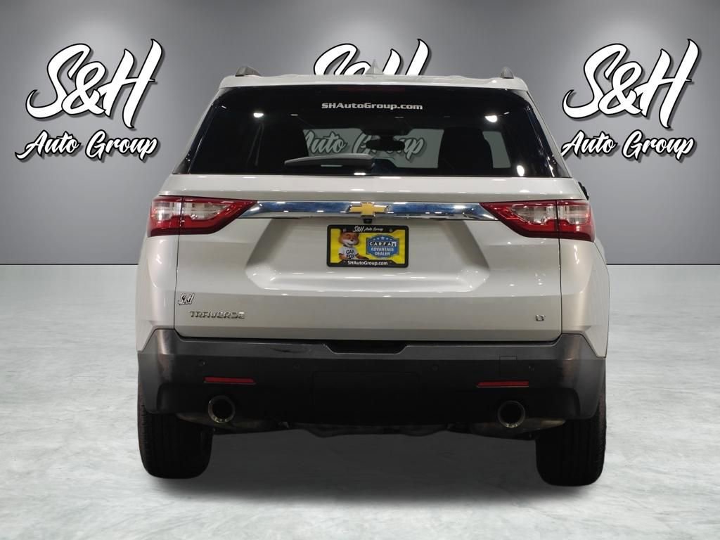 Used 2021 Chevrolet Traverse LT image 16