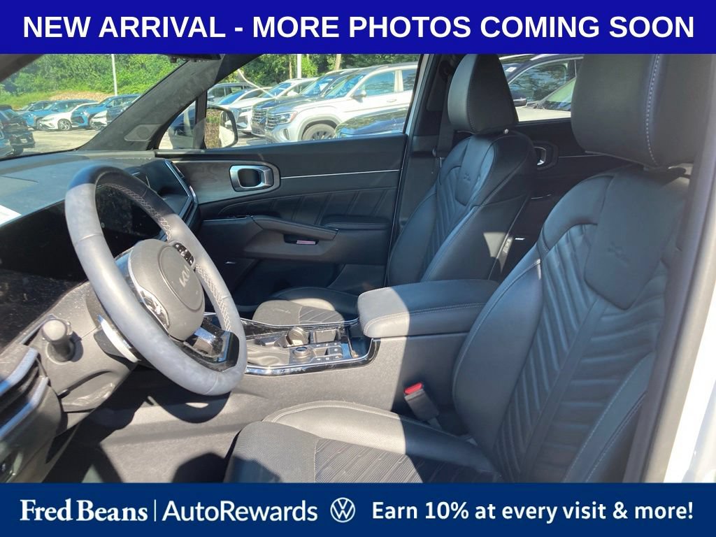 Used 2025 Kia Sorento SX Prestige AWD/4WD image 9