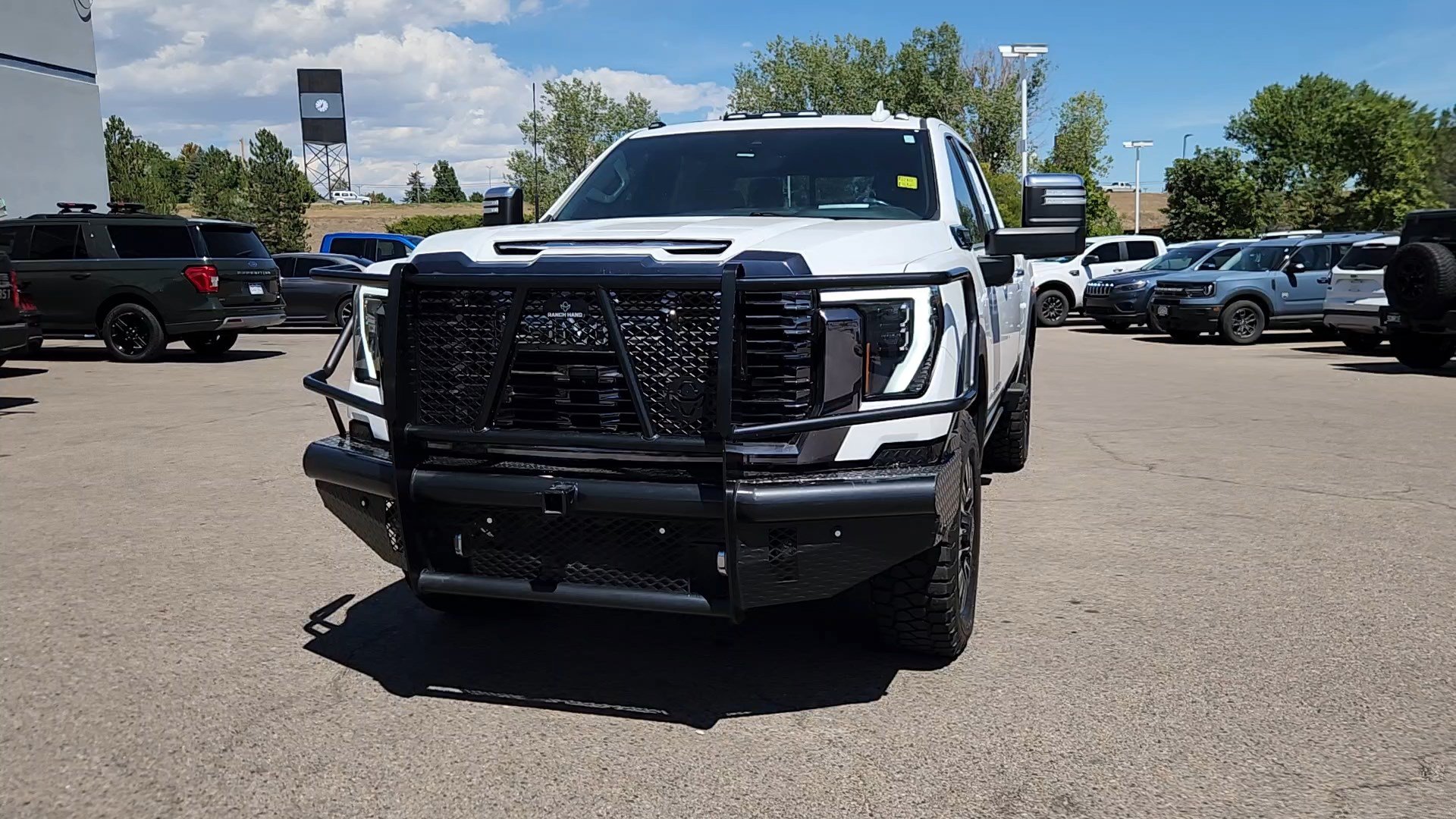 Used 2024 GMC Sierra 3500 Denali Ultimate AWD/4WD image 3