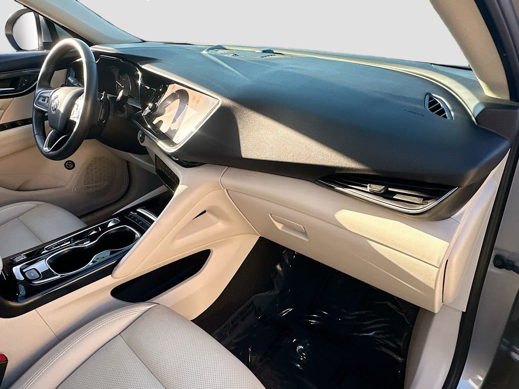 Used 2023 Buick Envision Essence image 27