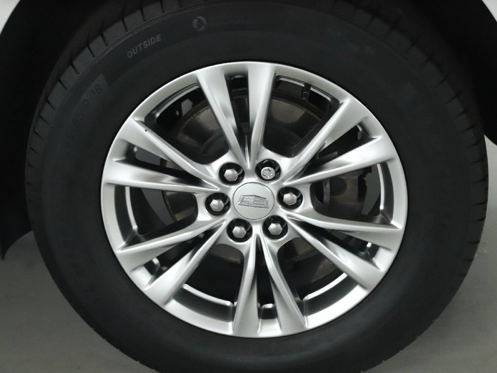 Used 2020 Cadillac XT5 Premium Luxury w/ LPO, Floor Liner Package AWD/4WD image 39