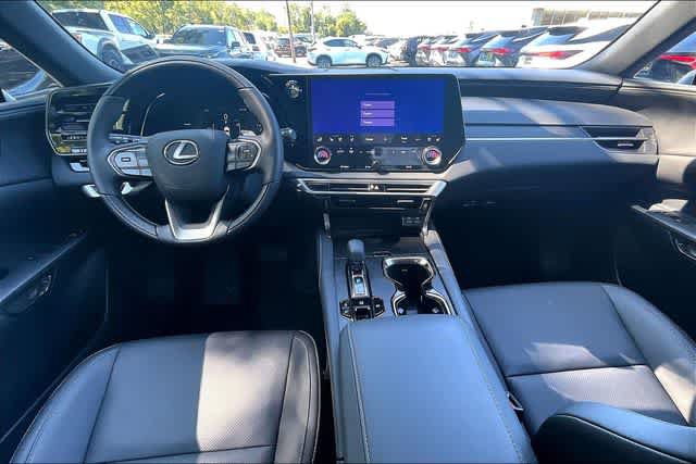 Certified 2026 Lexus RX 350h w/ Kick Snesor w/ Tow Package AWD/4WD image 7