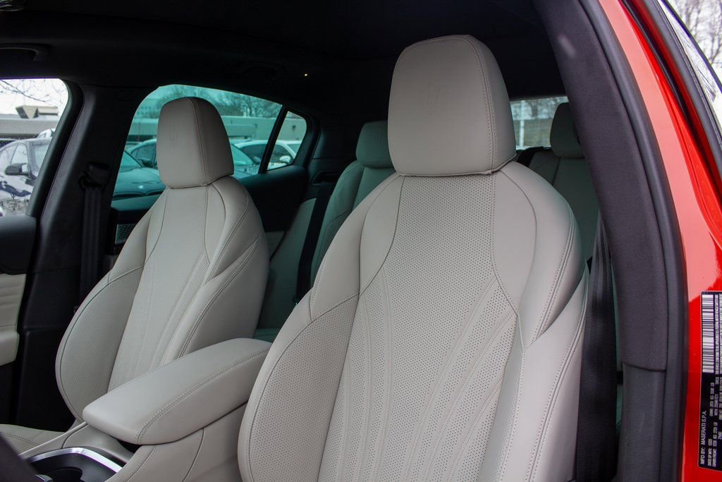 New 2026 Maserati Grecale Modena image 12