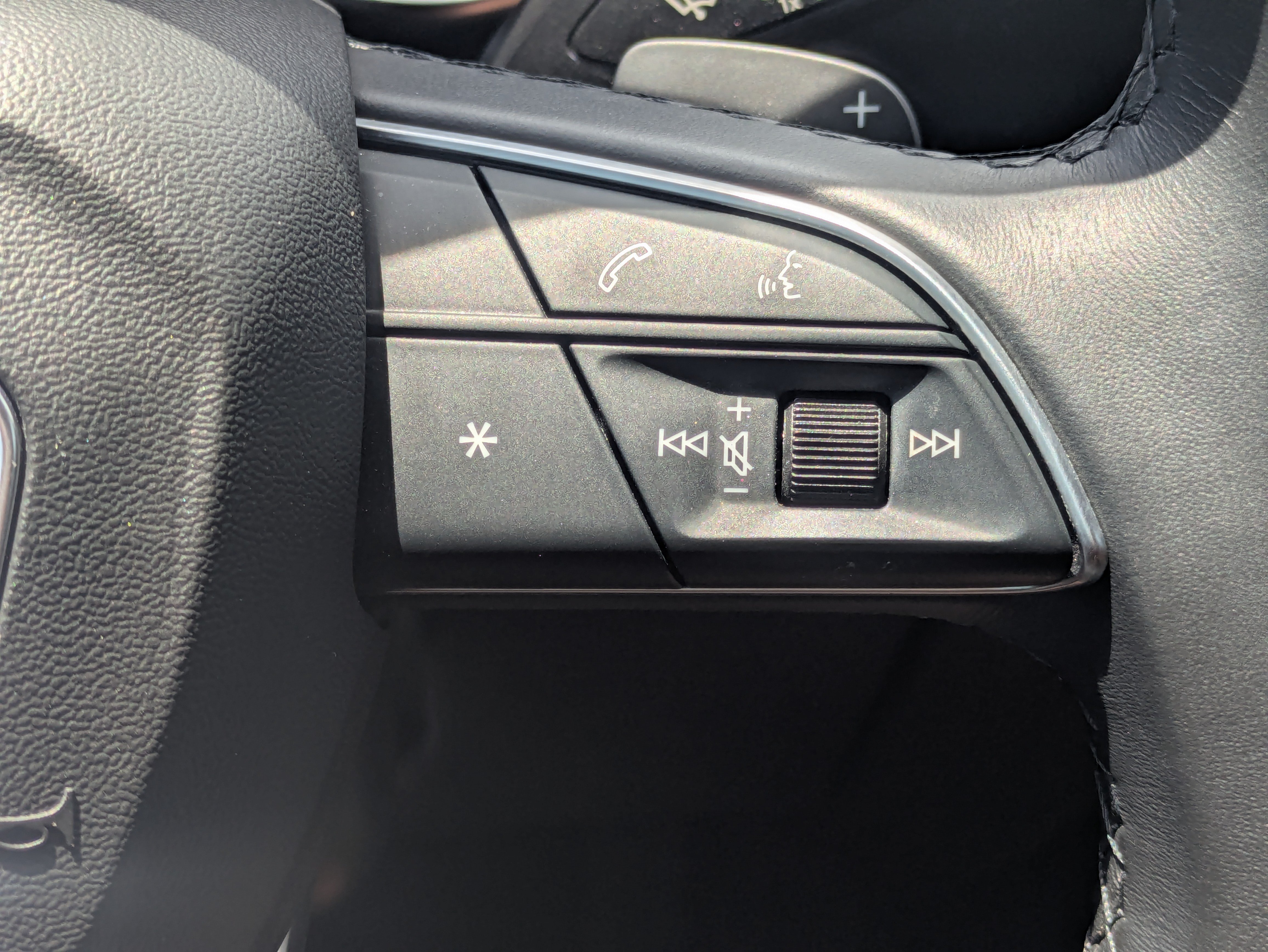 Used 2022 Audi Q8 Premium Plus AWD/4WD image 27