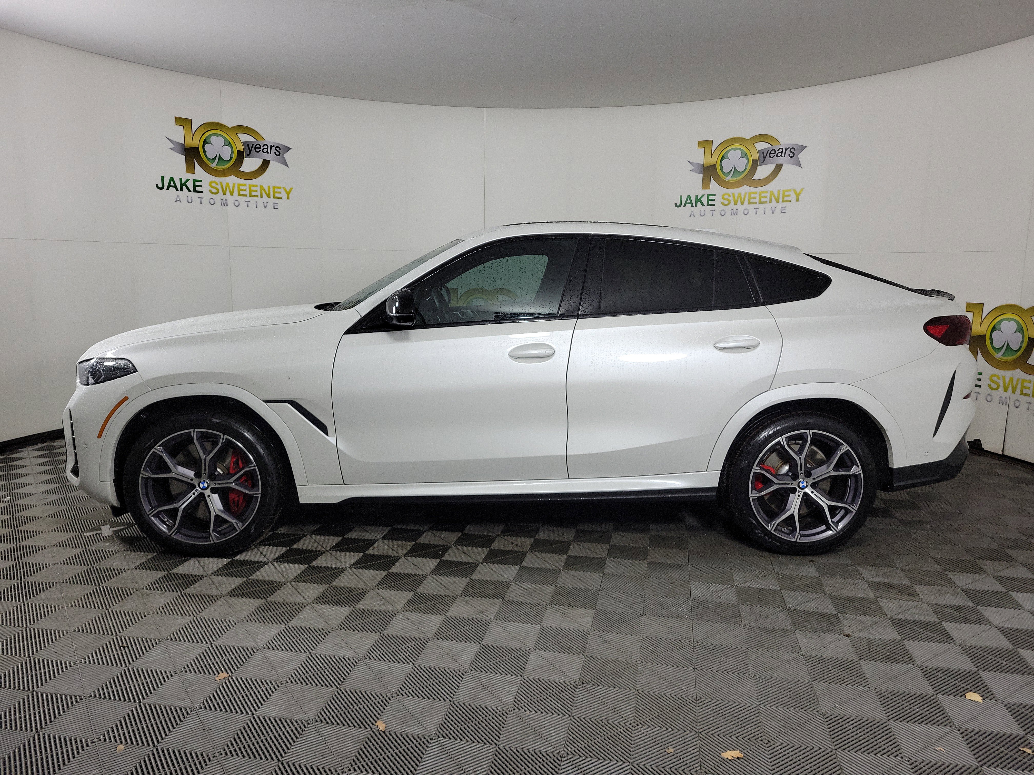 Certified 2024 BMW X6 M60i image 4