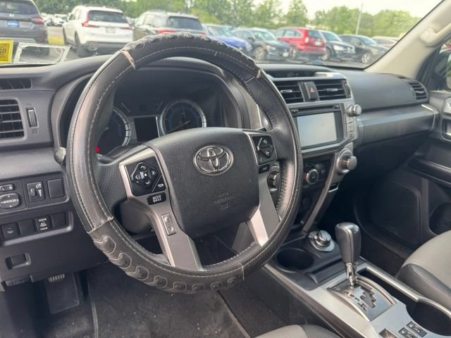 Used 2016 Toyota 4Runner SR5 Premium AWD/4WD image 13