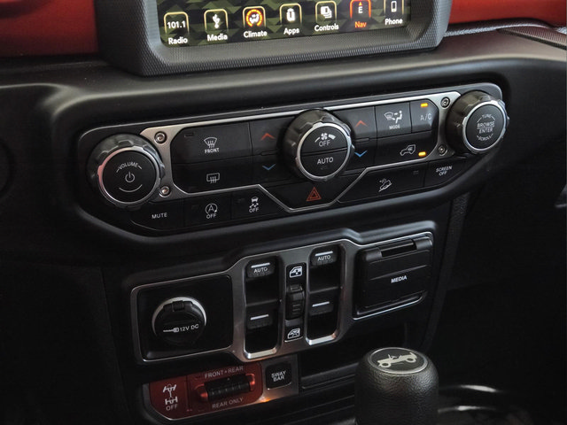 Used 2019 Jeep Wrangler Unlimited Rubicon AWD/4WD image 14