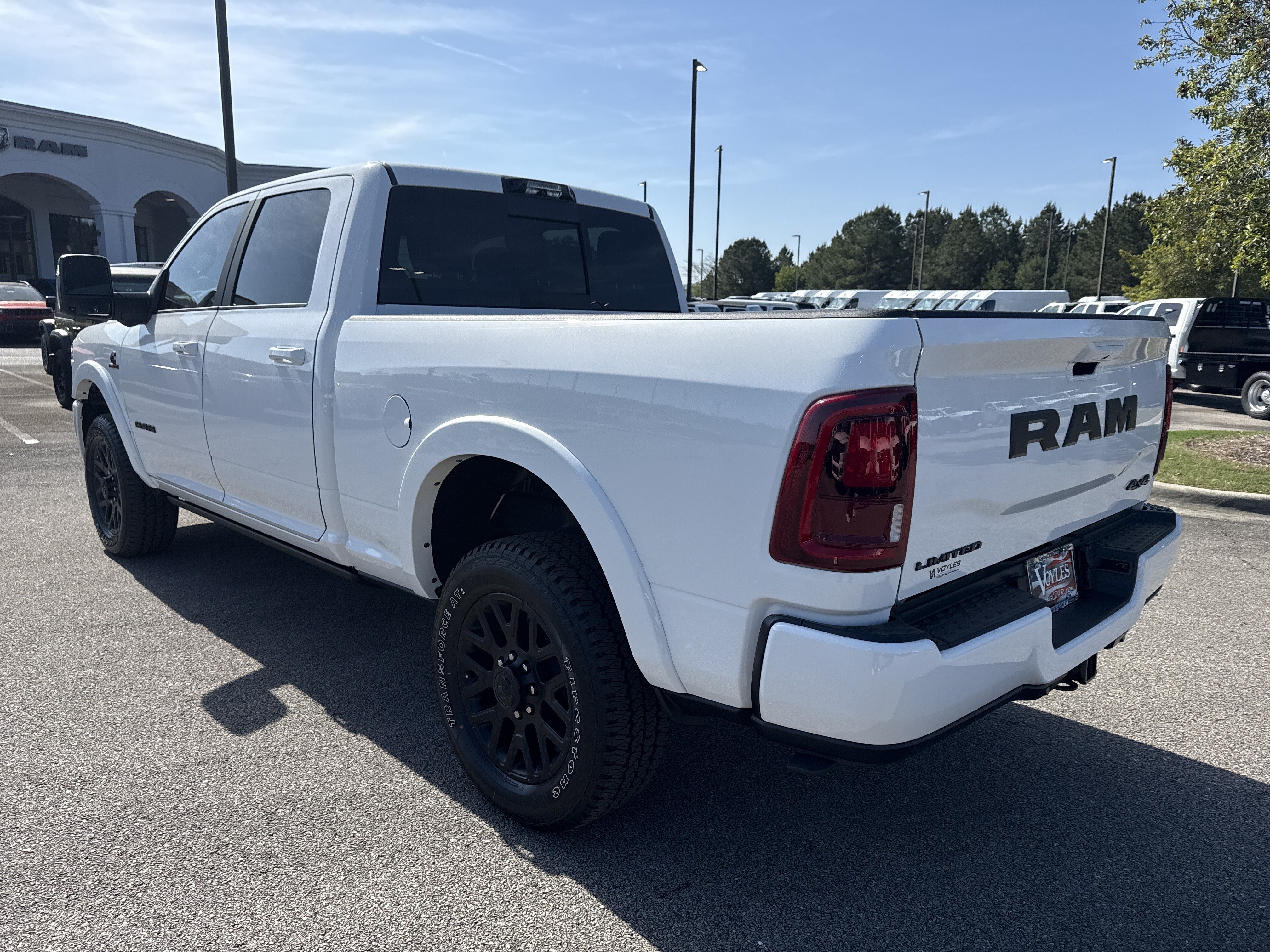 New 2026 RAM 2500 Limited AWD/4WD image 5