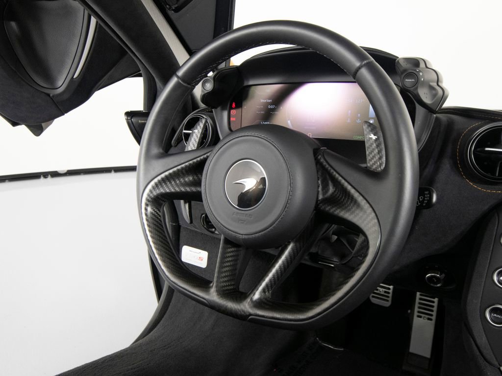 Used 2025 McLaren 750S image 28